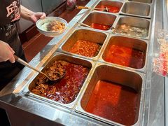 -邱芳粉店(迎宾大道旗舰店)