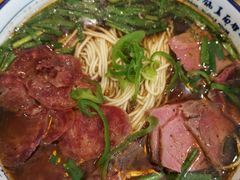 -镇南锅盖面馆(解放路店)