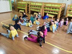-红黄蓝幼儿园(颐东苑店)