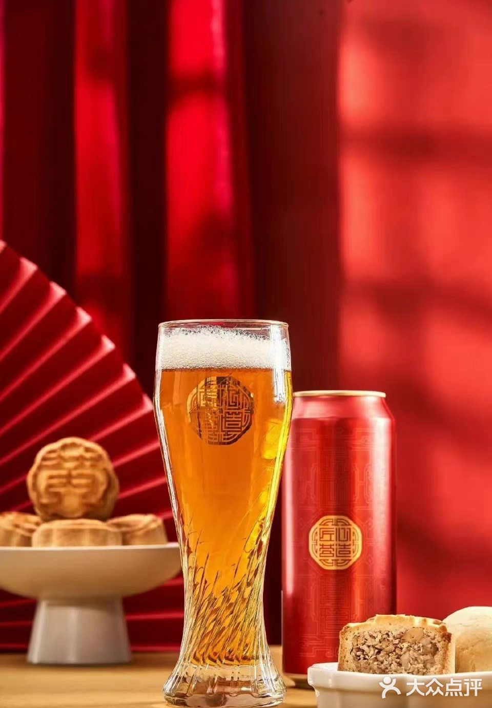 中秋团圆夜，匠心团圆饭，雪花匠心营造啤酒给你助力团圆