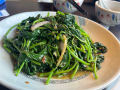 -大头虾越式风味餐厅(光明广场店)