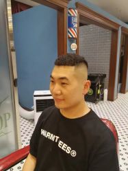 -贝勒爷专业男发