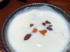 新疆手工老酸奶-楼兰新疆主题餐厅(悠方店)