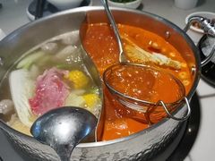牛杂鸳鸯锅-左庭右院鲜牛肉火锅(浦江欢乐颂店)