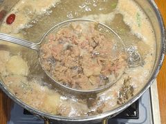 -牛满溢·自助潮汕鲜牛肉火锅(龙汇路店)