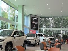 -上海和裕一汽丰田4S店(七宝店)