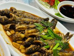 -小胖牛味龙虾馆(三北总店)