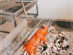 -黄记四更烤乳猪店