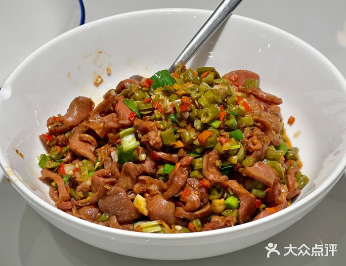 兰湘子·湘菜小炒(崂山丽达店)酸辣鸡胗图片