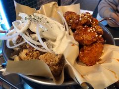 炸鸡翅一半一半-富乐满韩国正宗炸鸡韩国料理(虹泉路店)