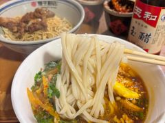 -矮子粉店1985·长沙米粉(湘春路店)