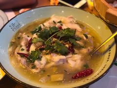 老坛酸菜鱼-胡桃里音乐酒馆(仓山万达店)