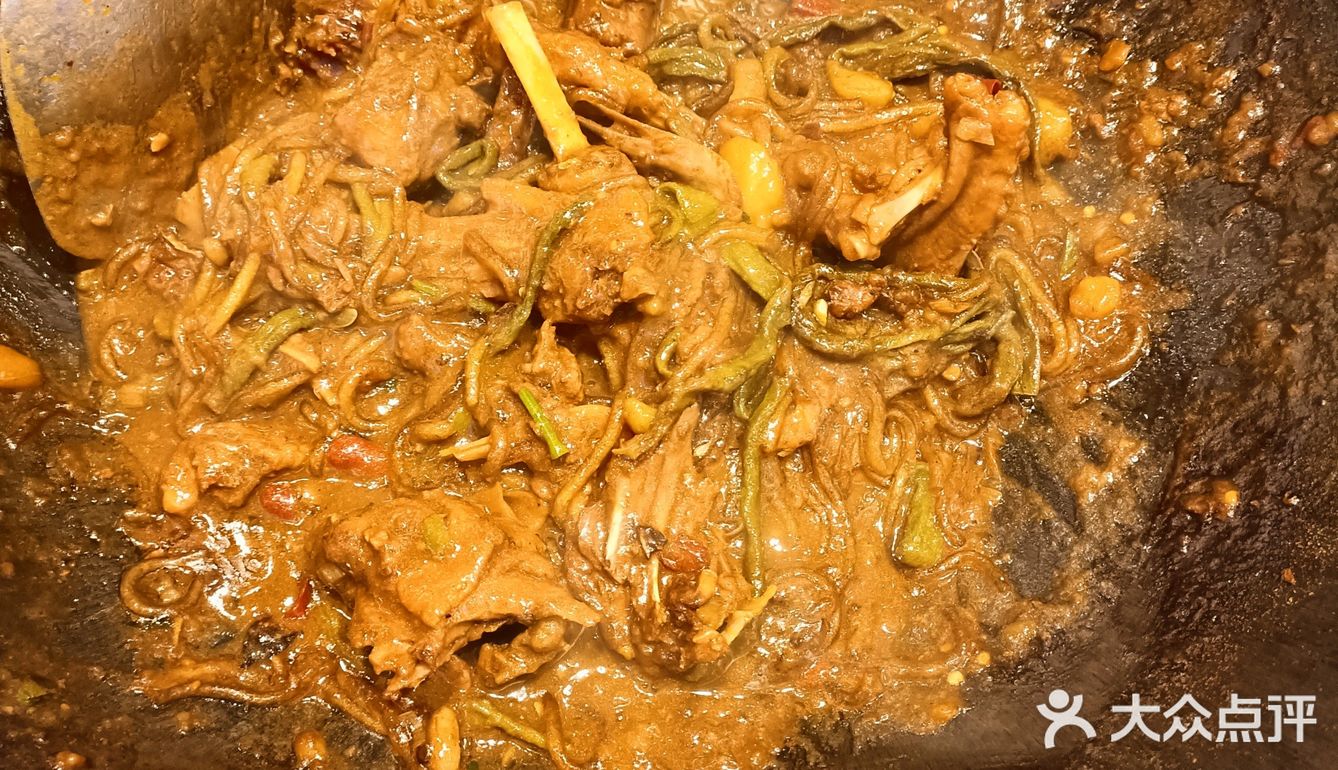 北里屯铁锅炖大鹅
