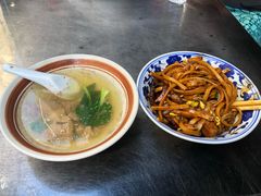 -珠宝街老左杂酱面馆