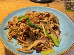 -九锅一堂酸菜鱼(学府凯德店)