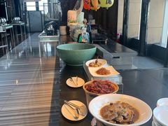 -唐拉雅秀酒店-西锦汇空中BBQ·思创餐厅