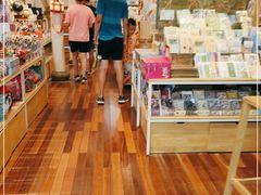 -猫的天空之城概念书店(杭州南宋御街店)