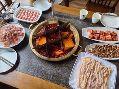 -小天鹅火锅·一线江景洪鼎旗舰店(洪崖洞店)
