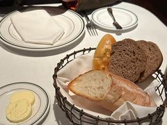 -Wolfgang’s Steakhouse 沃夫冈牛排馆(上海白玉兰广场店)