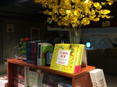-新华书店(印象城店)