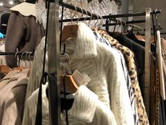 -纪念日百货(万达广场店)