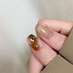 -LISSOM莉森 Nail ·美甲美睫原创定制店