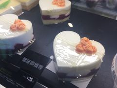 -星巴克臻选(盐城金鹰聚龙湖店)