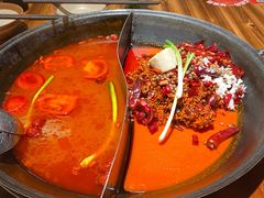 -周小明火锅(黑金冠社区店)