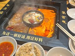 -老牌坊云南鱼豆花火锅(爱建店)
