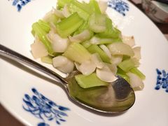 -维园悦谱·海派家常菜(乌鲁木齐南路店)