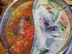 -快活林酸汤鱼鲜品火锅店(甲秀楼店)