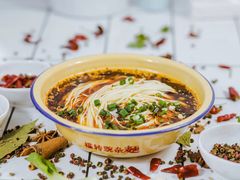 重庆小面-攉转金牌豌杂面(安泰店)