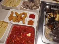 -海底捞火锅鲜切牛肉主题店(长寿路店)