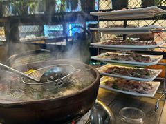 -东记炭炉·海鲜鸡煲(龙华店)
