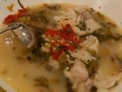 酸菜鱼-川流不息·地道川菜·小龙虾(新松江路店)