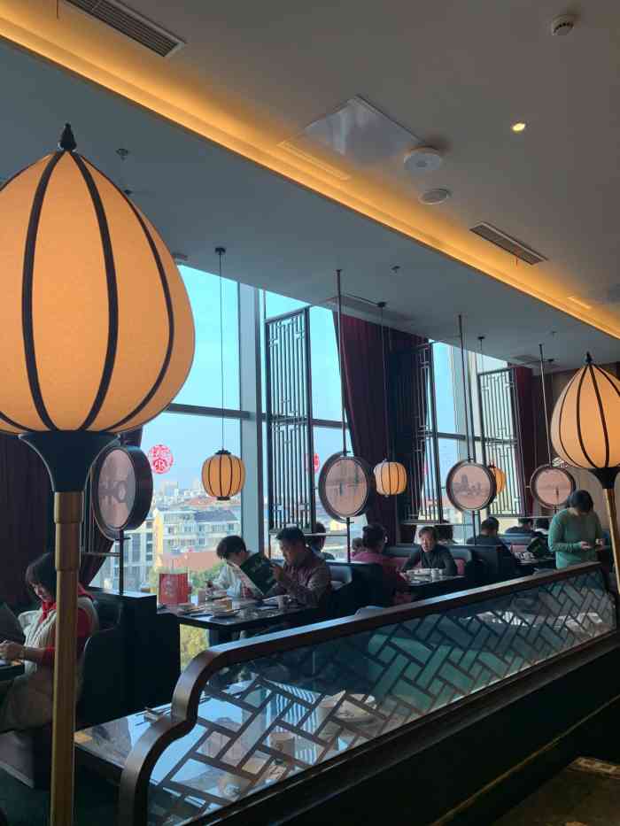 新白鹿餐厅(八佰伴中心店)-"新白鹿终于开来无锡了,激动啊兴奋啊,以前