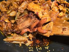 -风光老灶麻辣香锅(大成路翠微百货店)