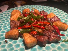 盐煎一口牛肋粒-粤·向群饭店(二沙岛店)