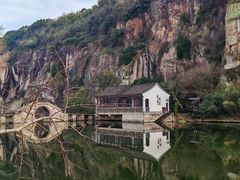-绍兴东湖风景区