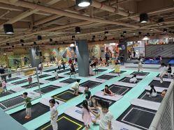 -反弹蹦床公园·运动乐园·团建·亲子派对(深圳观澜湖店)