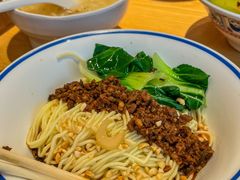 -蓉李记成都名小吃(武汉经开万达店)