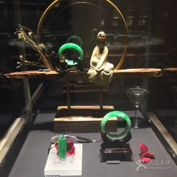 -北京七彩云南翡翠珠宝旗舰店(月坛店)