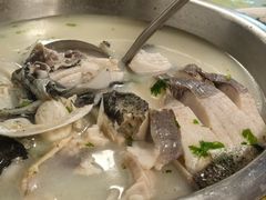 -雪湖煜辰鱼头老店(雪野湖店)
