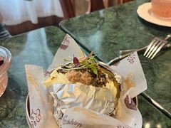 -秘密旅行Bonjour(黑金冠 江南西店)