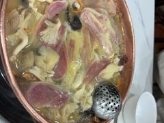 -一朵菌·野生菌探索家火锅(南亚店)