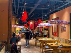 大堂-老滇山寨•云南特色菜•地方菜•民族风情歌舞表演(金碧店)