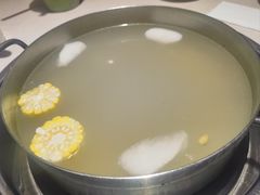 牛骨黄豆高汤锅底-潮泰牛肉火锅 · 创于1992年(车公庙店)