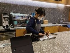 -蔚来中心(北京中关村店)