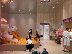 -龙格亲子游泳·水育早教运动中心(绿宝中心)