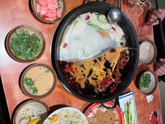 -周小明火锅(黑金冠社区店)